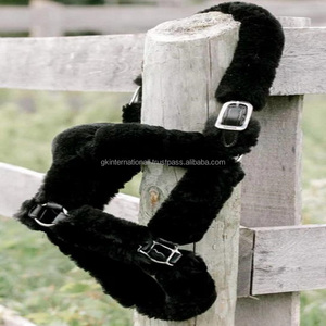 Collier de tête de licou de cheval en cuir noir ou havane au design personnalisé Équipement de cheval licou en cuir équestre avec rembourrage en vison doux - Product Image 5