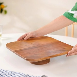 Plateau à gâteau carré en bois d'acacia, support surélevé de style farmhouse avec pieds circulaires en bois naturel rustique - Product Image 6