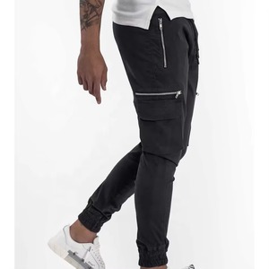 Pantalones Cargo Tácticos Personalizados para Hombre, Estilo Techwear, con Múltiples Bolsillos y Cremallera, Ajuste Slim, Venta al Por Mayor - Product Image 3
