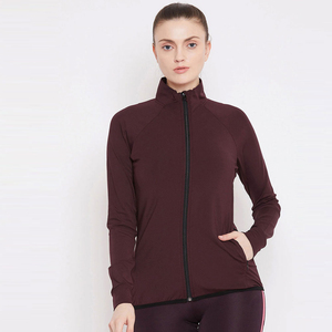 Haut de yoga à manches longues de couleur unie avec col montant et fermeture éclair sur le devant, avec poches, séchage rapide, vêtements de sport actifs - Product Image 1