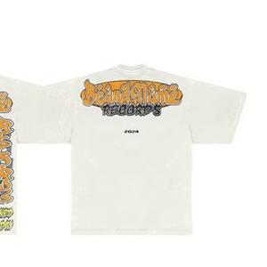 Conjunto de Verano para Hombre de 2 Piezas: Camiseta y Pantalones Cortos de Algodón 100% con Estampado Digital Personalizado, Efecto Desgastado y Lavado Ácido - Product Image 2