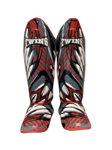 Espinilleras Profesionales Twins con Impresión Digital por Sublimación, Protecciones de Pierna de Alta Calidad con Impresión Personalizada, Espinilleras Twins para Muay Thai y MMA - Product Image 1