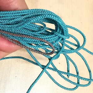 Cordon en macramé en nylon - Imperméable et écologique, torsadé à 4 brins pour sacs, vêtements et textiles de maison - Product Image 1