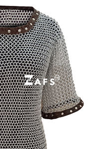 Camisa de Cota de Malla Medieval Hecha a Mano con Ribete de Cuero, Armadura de Media Manga de Aluminio para Cosplay y Recreación Histórica - Product Image 6