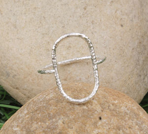 Anillo de boda clásico para mujer de plata de ley 925 maciza con engaste de bisel, pulido brillante, minimalista y apilable, para fiesta, venta al por mayor - Product Image 1