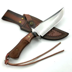 Hecho a mano de acero de Damasco Bushcraft caza Skinner cuchillo EDC cuchillo de supervivencia hueso quemado y cuchillos con mango de madera - Product Image 1
