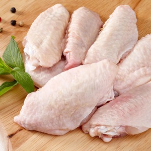Ailes de poulet congelées entières, qualité supérieure, viande juteuse et tendre, approvisionnement en gros pour supermarchés, restauration rapide, vente rapide - Product Image 6