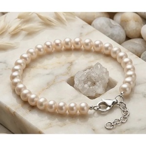 Wholesale Handcrafted Natural Pearl <b>Beaded</b> <b>Bracelet</b> with Healing Crystals for Weddings Parties Gifts - Product Image 2