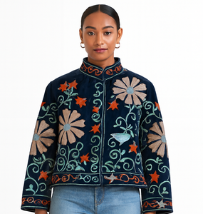 Veste courte d'hiver en velours Suzani |   Veste décontractée réversible à col montant, brodée à la main, respirante et écologique - Product Image 1
