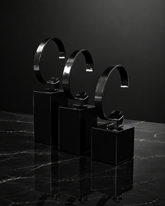 Best Sales for Modern Style Transparent Customized Acrylic Watch Stands with for Design Easy Assembly for Retail Excellence - Product Image 5