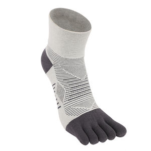 ถุงเท้าเด็กและเยาวชนแบบถักห้านิ้ว  ออกแบบตามหลักสรีรศาสตร์  กันลื่น ระบายอากาศได้ดี ผลิตในเวียดนาม - Product Image 6