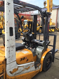 Carrello Elevatore Usato <span class=keywords><strong>TCM</strong></span> FD30 Più Venduto, Capacità 3000kg, Alimentato a Diesel, Pronto all'Uso per Magazzino, Macchina in Vendita - Product Image 3