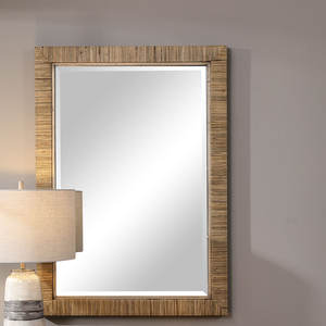 Espejo de pared plano hecho a mano de madera maciza y ratán con un elegante diseño enmarcado - Product Image 2