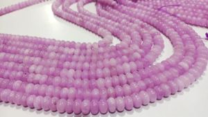 Perles de chalcédoine lavande naturelle, rondes, lisses, 8 mm, vendues par brin de 8 pouces - Product Image 4