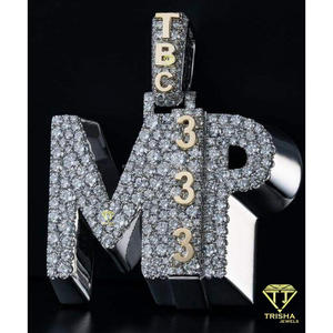 Colgante Personalizado con Iniciales MR 333 con Diamantes Moissanite VVS Engastados a Mano en Plata de Ley 925, Joyería Hip Hop Personalizada - Product Image 2