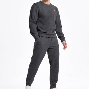 Conjunto Deportivo de Invierno para Hombre, Talla Grande, Cuello Redondo, Poliéster/Algodón, Diseño Personalizable, Transpirable - Product Image 2