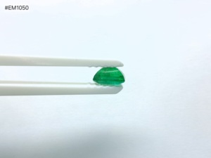 Cristal de Esmeralda Verde 3A, Esmeralda Zambiana Natural, Corte Octogonal Facetado, 3.61ct, Gema Suelta de Alta Calidad para Anillo Hecho a Mano - Product Image 5