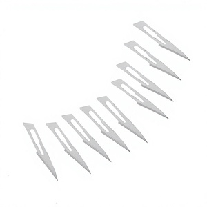 REEAX ENTERPRISES Lames de Couteaux Chirurgicaux Personnalisées de Haute Qualité en Matériaux Supérieurs Nouvelle Arrivée pour la Chirurgie - Product Image 1