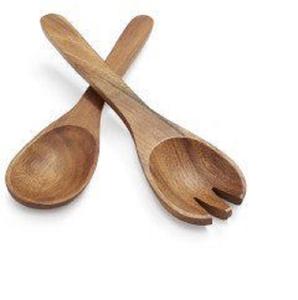 Cuillère à soupe en bois avec une conception de manche long et confortable, résistante à la chaleur, pour une cuisson sûre. - Product Image 1