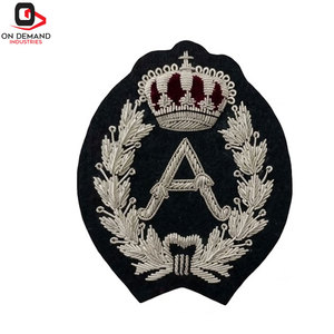 Badges brodés à la main Zari, détails élégants de broderie au fil, design décoratif et tendance pour accessoires vestimentaires - Product Image 1