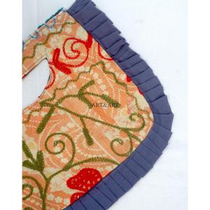 Bolso clutch kantha con cierre magnético de diseño moderno, fabricado en India, el más vendido, disponible a precio de mayoreo para exportación. - Product Image 5