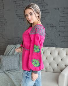 Chemise élégante pour femme en popeline 100% coton rose uni à col en V et manches courtes pour l'automne - Product Image 3