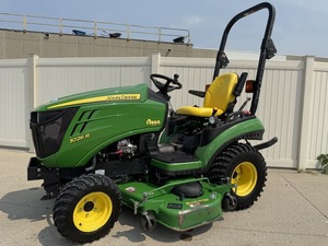 Tracteur compact robuste 2012 1026R haute performance, approvisionnement en gros - Product Image 4