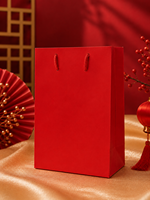 Sac cadeau en papier d'art rouge personnalisé de style chinois avec motif en relief et poignée en corde tressée pour mariage, festival, emballage de thé