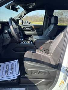 GMC Yukon XL Denali Usado 2025 - Product Image 4