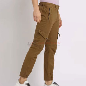 Pantalon cargo décontracté léger pour homme en marque propre - Couleur personnalisée, plusieurs poches, respirant et séchage rapide - Product Image 4