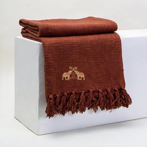 Recién llegado, manta de algodón marrón sólido de algodón hecha a mano, manta suave y cómoda para sofá, decoración para sala de estar e Invierno - Product Image 1