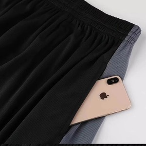 Shorts de sport pour hommes, noirs unis, avec logo avant, bordure grise, taille élastique, séchage rapide, respirants, shorts de basketball - Product Image 2