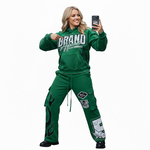 Survêtement Y2K Streetwear personnalisé avec strass - Sweat à capuche zippé épais et pantalon de survêtement évasé à jambes larges pour la mode streetwear unisexe - Product Image 6