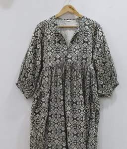 Vestido Túnica Midi Hecho a Mano en India 100% Algodón para Mujer |   Ropa Formal de Oficina Ecológica y Transpirable, Corte en A, Floral, Dibujada a Mano, Natural - Product Image 5