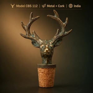 BA Bouchon de bouteille de vin vintage en métal et céramique en forme de tête de cerf avec base en liège - Product Image 4