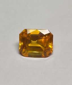 Zafiro Amarillo Natural de Ceilán (Tratado con Calor) Corte Octogonal, Gema Preciosa de las Minas de Sri Lanka para la Fabricación de Anillos y Colgantes - Product Image 1