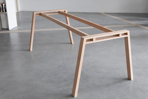 Table d'étude pour enfants en bois d'hévéa Binh Duong – Meuble durable et moderne pour enfants - Product Image 4