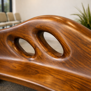 Banc de patio extérieur Luxali en bois massif naturel, artisanal, durable et écologique, taille personnalisée, sculpté, pour villa, hôtel, maison - Product Image 4