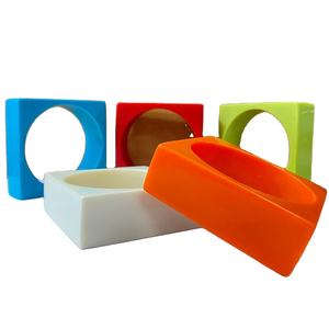 Stylish <b>Resin</b> Bangle Bracelet Good Quality Bangle <b>Resin</b> Transparent Bangle Customized Netfree <b>Colour</b> - Product Image 1