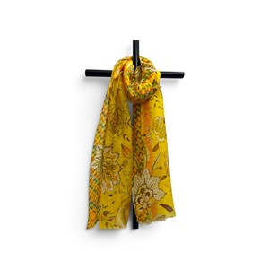 Châle de voyage imprimé doux pour femmes, idéal pour les voyages en avion, les vacances, les activités de plein air et la superposition, disponible en gros - Product Image 1