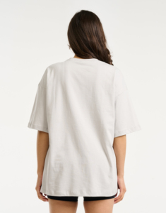 Camiseta Extra Grande para Mujer, Impresión Puff, Logotipo en Relieve 3D, Diseño Gráfico Simple, Camiseta Personalizada con Logotipo en Relieve - Product Image 4
