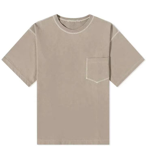 T-shirt décontracté noir uni à manches courtes et col rond pour homme avec surpiqûres contrastantes, coupe classique - Product Image 2
