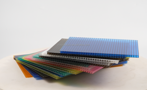 Panneaux cellulaires modernes en <span class=keywords><strong>polycarbonate</strong></span> transparent à <span class=keywords><strong>double</strong></span> paroi 4mm 6mm 8mm Toiture en tôle creuse pour auvent Skylight Appartement École - Product Image 3