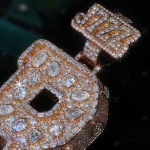 Collier pendentif alphabet unisexe en moissanite plaqué argent de luxe, best-seller, idéal pour les fêtes, disponible au meilleur prix - Product Image 3
