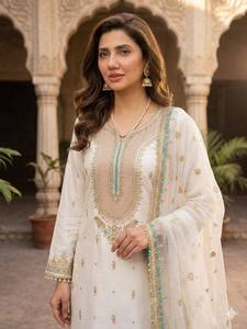 Conjunto de 3 piezas de kurta recta color crema de moda, traje palazzo, ropa india y pakistaní para bodas y fiestas, salwar kameez de seda, ropa festiva elegante. - Product Image 5