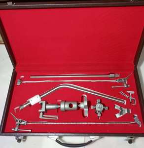 Sistema de Fijación de Retractor Cerebral Leyla de Alta Calidad, Instrumentos de Neurocirugía Reutilizables de Acero Inoxidable Pentax CE Resistentes a Altas Temperaturas - Product Image 1