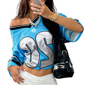 Maillot de football américain personnalisé pour femme, qualité supérieure, bleu clair, en maille, col en V oversize, avec numéro en twill, fournisseur OEM en gros - Product Image 6