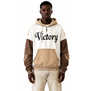Sweat à capuche déchiré patchwork pour homme, coupe oversize, style streetwear, beige et marron, imprimé Victory, pull décontracté et tendance - Product Image 2