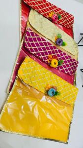 Elegante Juego de Sobres Shagun Hechos a Mano con Cubierta Transparente para Regalo, Diseño Floral Decorativo con Rejilla Dorada para Regalos de Boda - Product Image 3