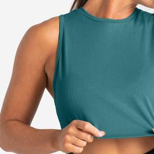 Custom Womens <b>Green</b> High Neck Crop Tank <b>Top</b> Sleeveless Gym Workout Fitness Yoga Activewear Breathable OEM Wholesale - Product Image 3